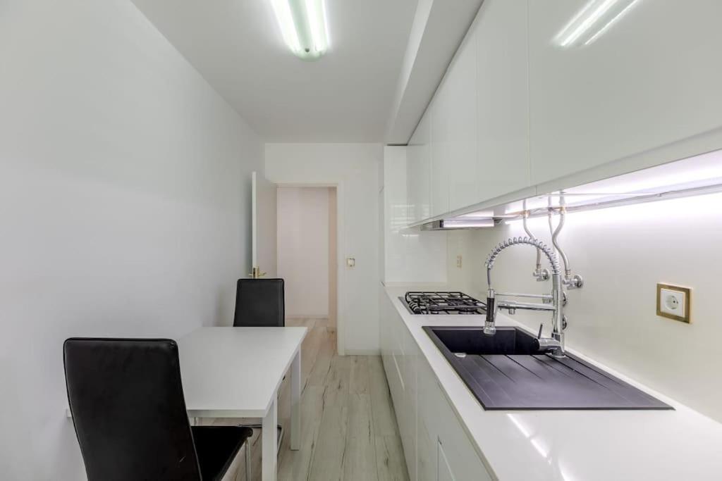 Spacious 3-Bedroom Condo In Lisboa Εξωτερικό φωτογραφία